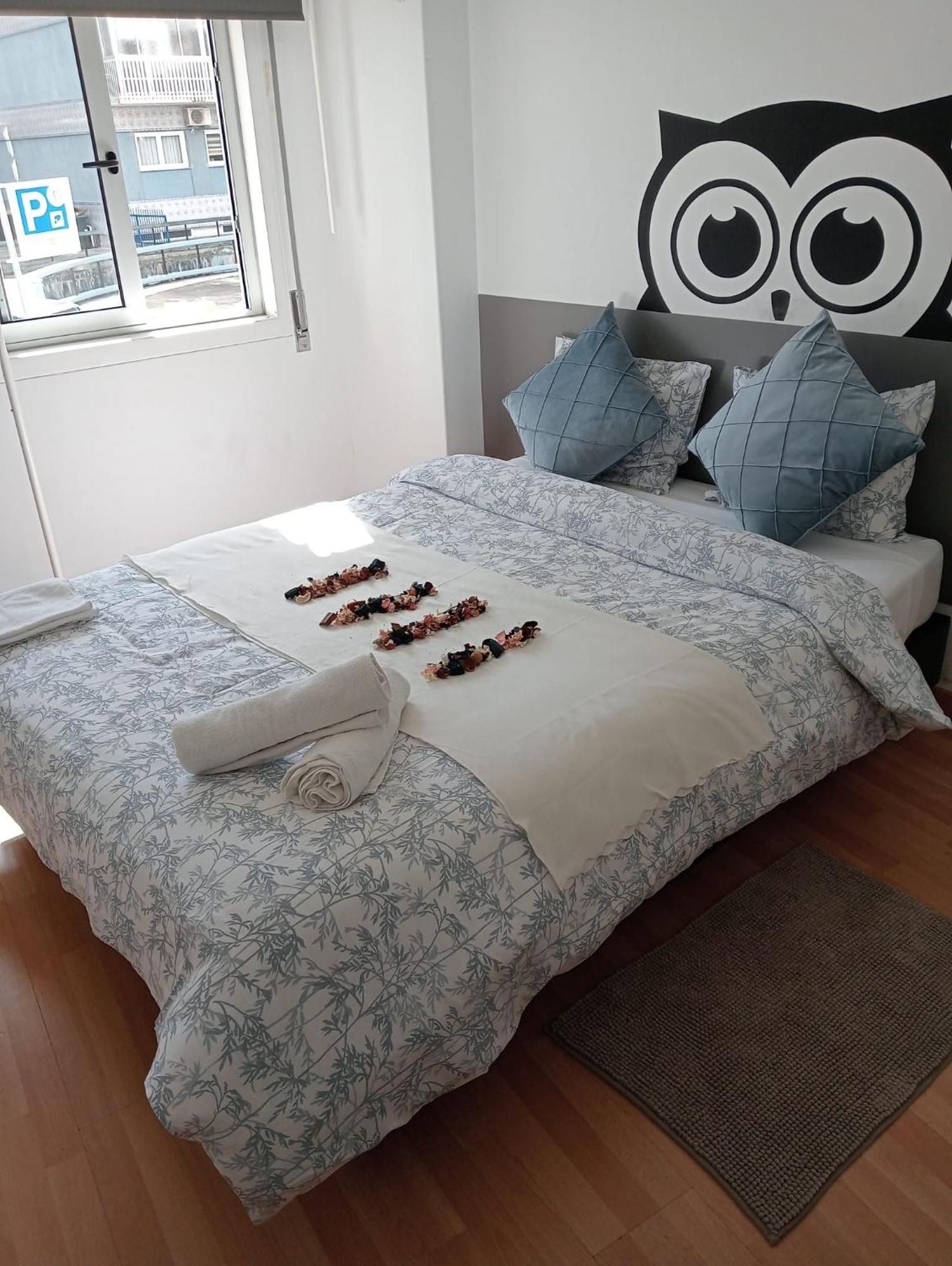 Corujinha Hostel Lisboa Ngoại thất bức ảnh