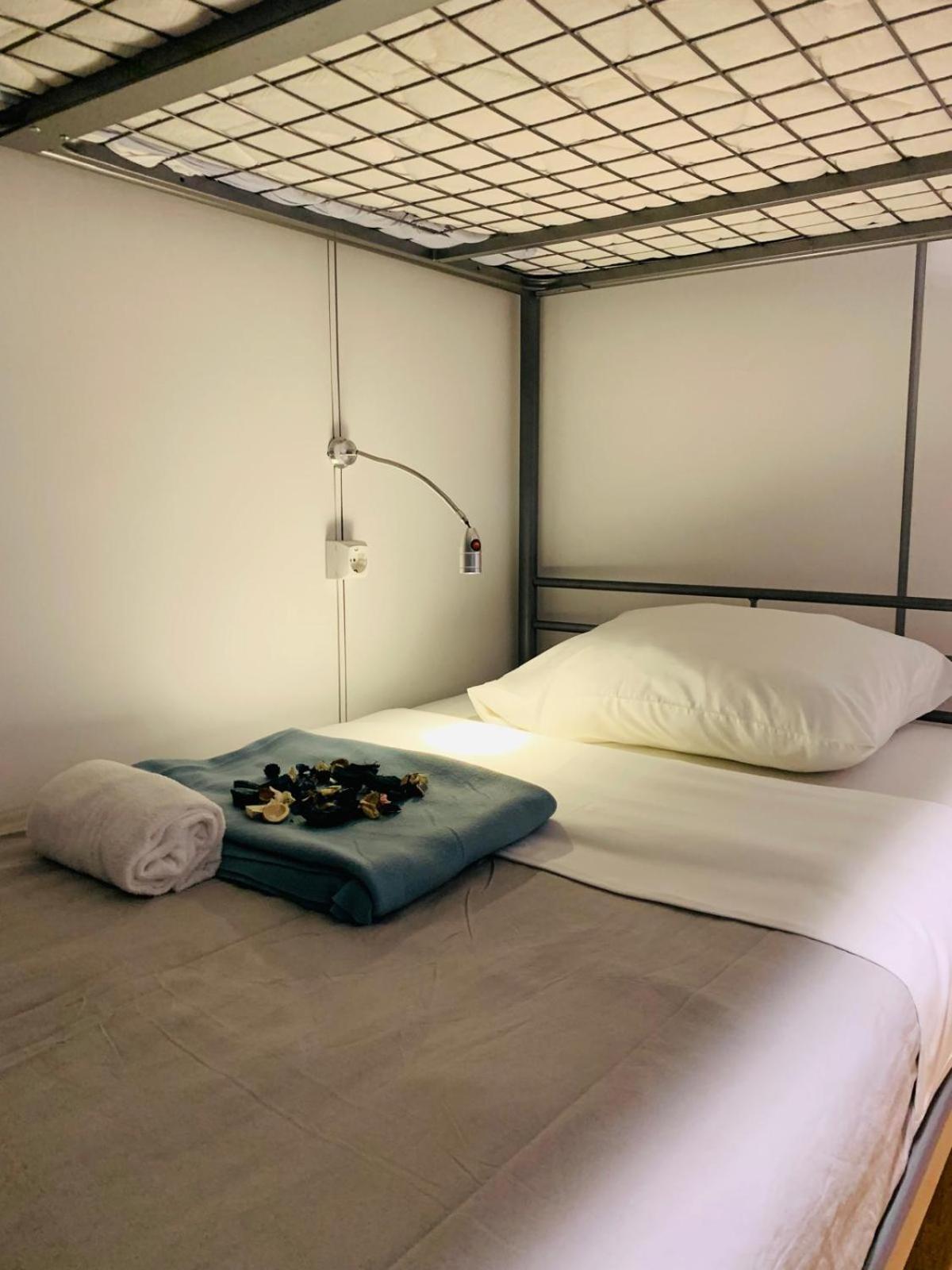 Corujinha Hostel Lisboa Ngoại thất bức ảnh
